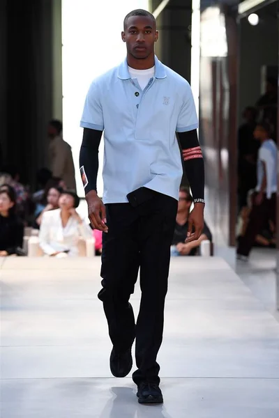 Look 115